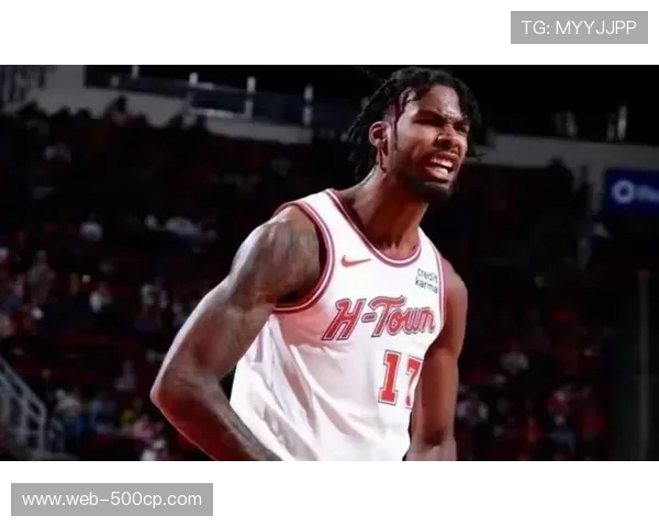 芬尼-史密斯复出在即,火箭锋线深度增强 芬尼-史密斯复出在即,火箭锋线深度增强