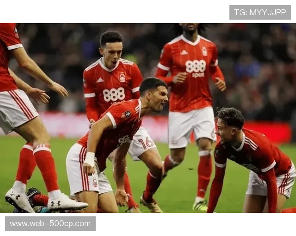 维拉3-1诺丁汉森林，麦金双响稳居第三