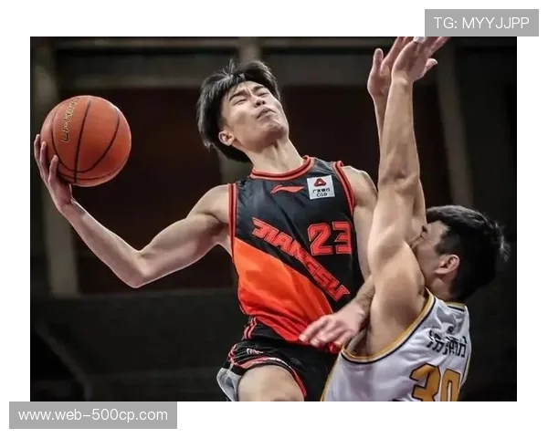 江苏球员蒋浩然谈球队现状：尽力拼搏每一场